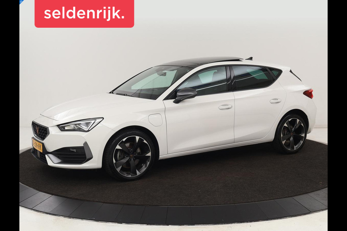 CUPRA Leon 1.4 TSI eHybrid PHEV | Panoramadak | Stoel & stuurverwarming | Adaptive cruise | PDC | Carplay | Sportstoelen | LED CUPRA Leon 1.4 TSI eHybrid PHEV | Panoramadak | Stoel & stuurverwarming | Adaptive cruise | PDC | Carplay | Sportstoelen | LED