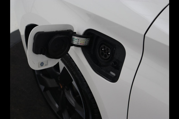 CUPRA Leon 1.4 TSI eHybrid PHEV | Panoramadak | Stoel & stuurverwarming | Adaptive cruise | PDC | Carplay | Sportstoelen | LED