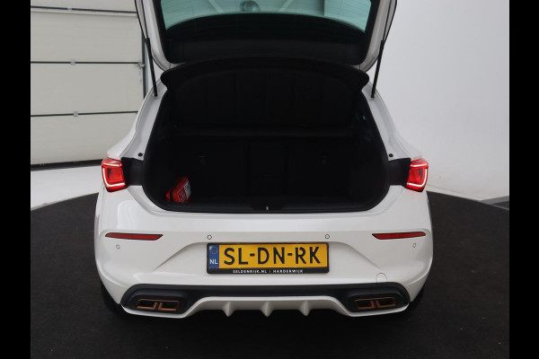 CUPRA Leon 1.4 TSI eHybrid PHEV | Panoramadak | Stoel & stuurverwarming | Adaptive cruise | PDC | Carplay | Sportstoelen | LED
