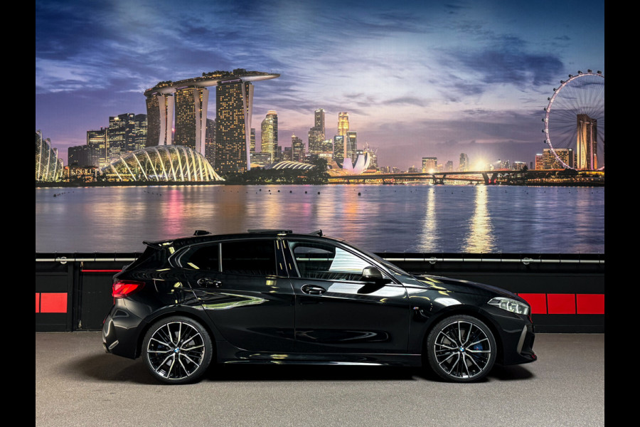 BMW 1-serie M135i xDrive High Ex H/K|Schuifdak|Camera|Leder