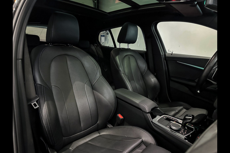 BMW 1-serie M135i xDrive High Ex H/K|Schuifdak|Camera|Leder