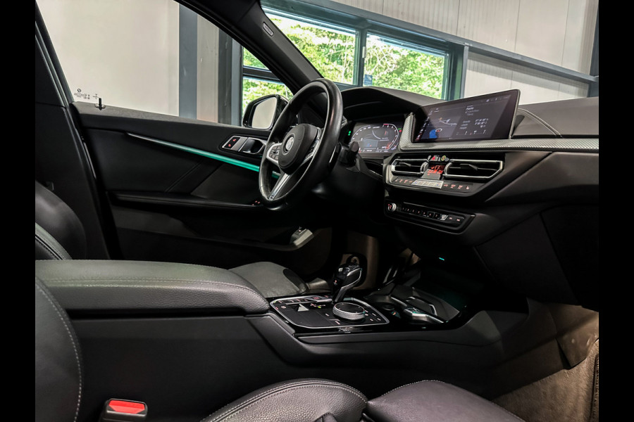 BMW 1-serie M135i xDrive High Ex H/K|Schuifdak|Camera|Leder