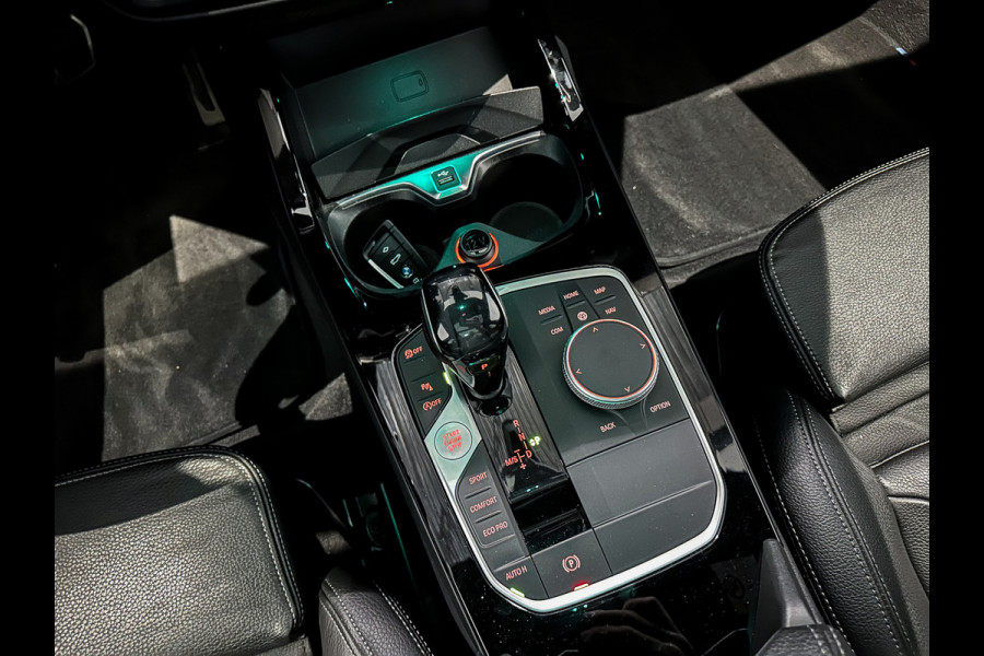 BMW 1-serie M135i xDrive High Ex H/K|Schuifdak|Camera|Leder