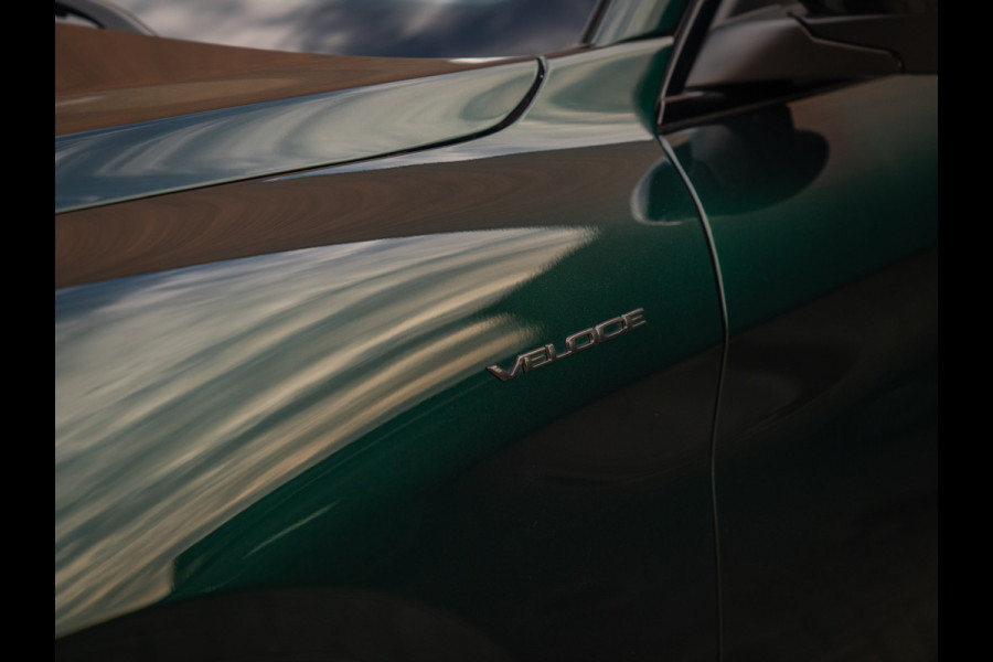 Alfa Romeo Stelvio 2.0T 280pk AWD Veloce | Pano-dak | Verde Visconti | CarPlay | Adapt. cruise | Lederen dash.