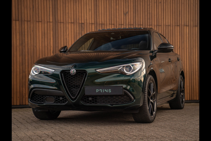 Alfa Romeo Stelvio 2.0T 280pk AWD Veloce | Pano-dak | Verde Visconti | CarPlay | Adapt. cruise | Lederen dash.