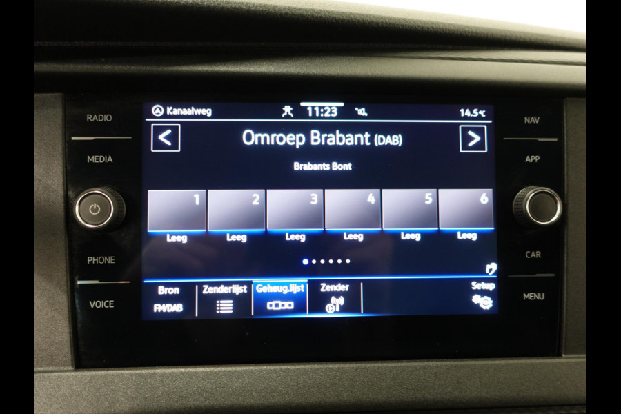 Volkswagen Transporter 2.0 TDI 110pk L1H1 Navigatie Apple Carplay/ Android auto Cruise control Trekhaak Imperiaal Airco Euro6