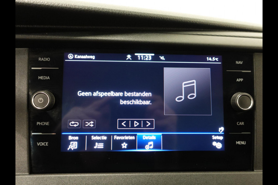 Volkswagen Transporter 2.0 TDI 110pk L1H1 Navigatie Apple Carplay/ Android auto Cruise control Trekhaak Imperiaal Airco Euro6