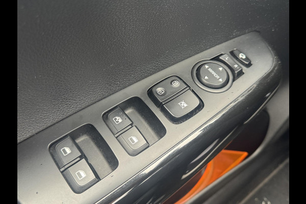 Kia Picanto 1.0 CVVT First Edition | Navigatie | Climate control | Achter uitrijcamera |