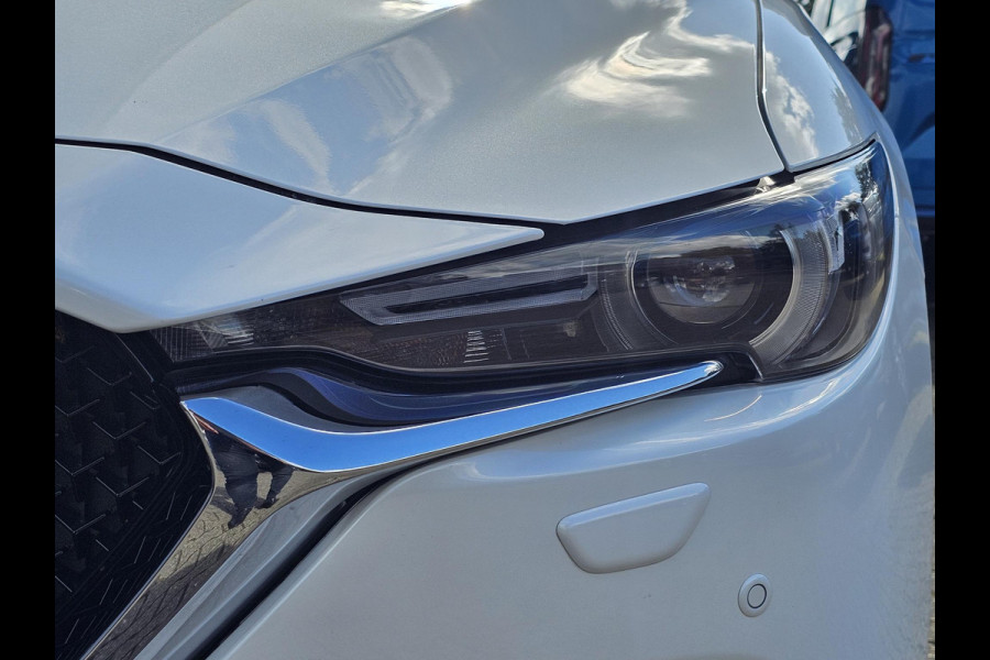 Mazda CX-5 2.5 SkyActiv-G 194 GT-M 2de eigenaar | Xenon | 19'' velgen | Head-up display | App-voorbereiding | Trekhaak | 2.000 kg trekgewicht | Elektrisch bedienbare achterklep etc.