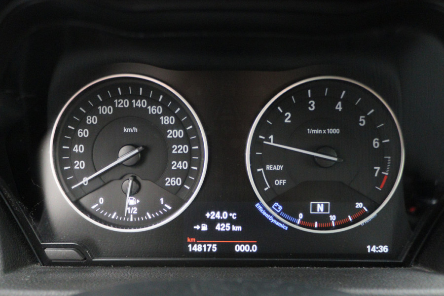 BMW 2 Serie Active Tourer 218i Centennial High Executive Leer, LED, Head-Up, Navigatie, Stoelverwarming, Afn. Trekhaak