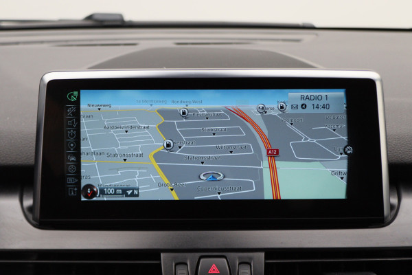 BMW 2 Serie Active Tourer 218i Centennial High Executive Leer, LED, Head-Up, Navigatie, Stoelverwarming, Afn. Trekhaak