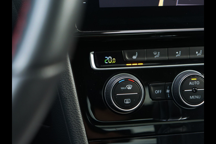 Volkswagen Golf 2.0 TSI GTI Performance | panorama | dynaudio | led | keyless go&entry..