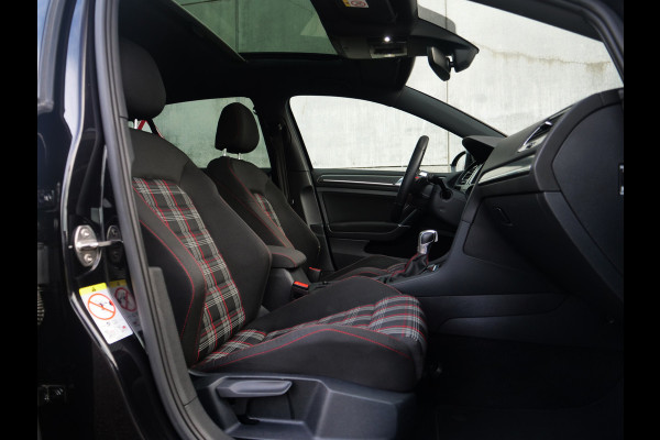 Volkswagen Golf 2.0 TSI GTI Performance | panorama | dynaudio | led | keyless go&entry..