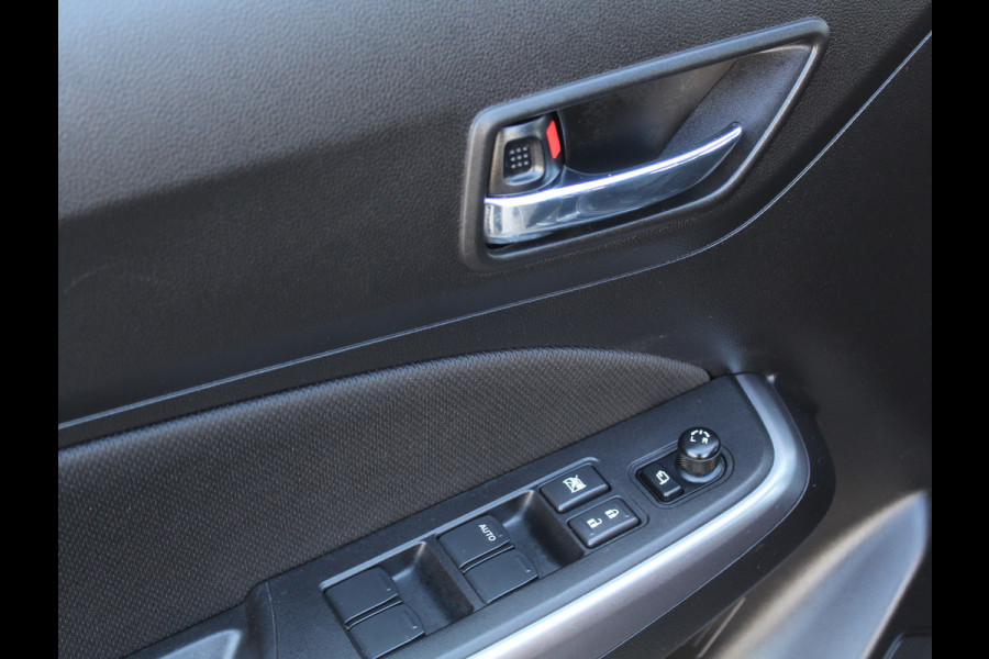 Suzuki Swift 1.2 Style Smart Hybrid | CARPLAY | CAMERA | NAVI | KEYLESS | LMV | PDC