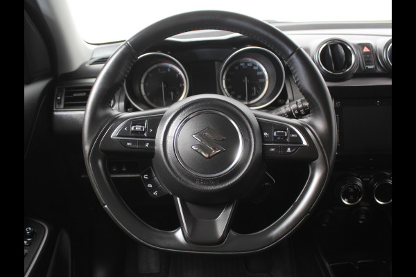 Suzuki Swift 1.2 Style Smart Hybrid | CARPLAY | CAMERA | NAVI | KEYLESS | LMV | PDC