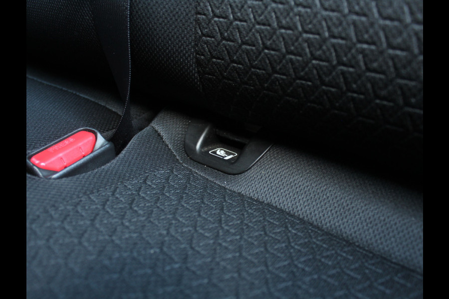 Suzuki Swift 1.2 Style Smart Hybrid | CARPLAY | CAMERA | NAVI | KEYLESS | LMV | PDC