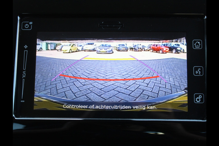 Suzuki Swift 1.2 Style Smart Hybrid | CARPLAY | CAMERA | NAVI | KEYLESS | LMV | PDC