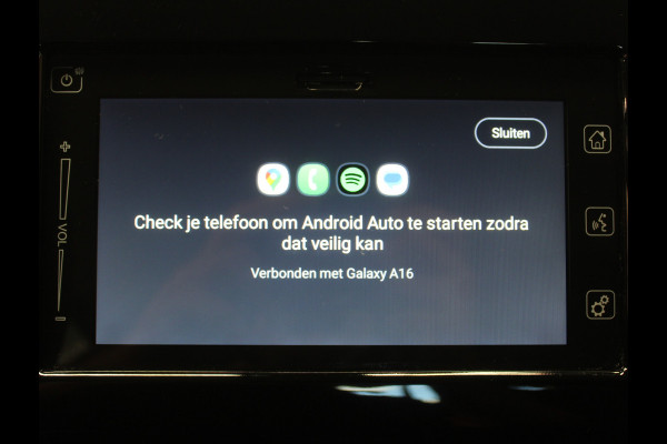 Suzuki Swift 1.2 Style Smart Hybrid | CARPLAY | CAMERA | NAVI | KEYLESS | LMV | PDC