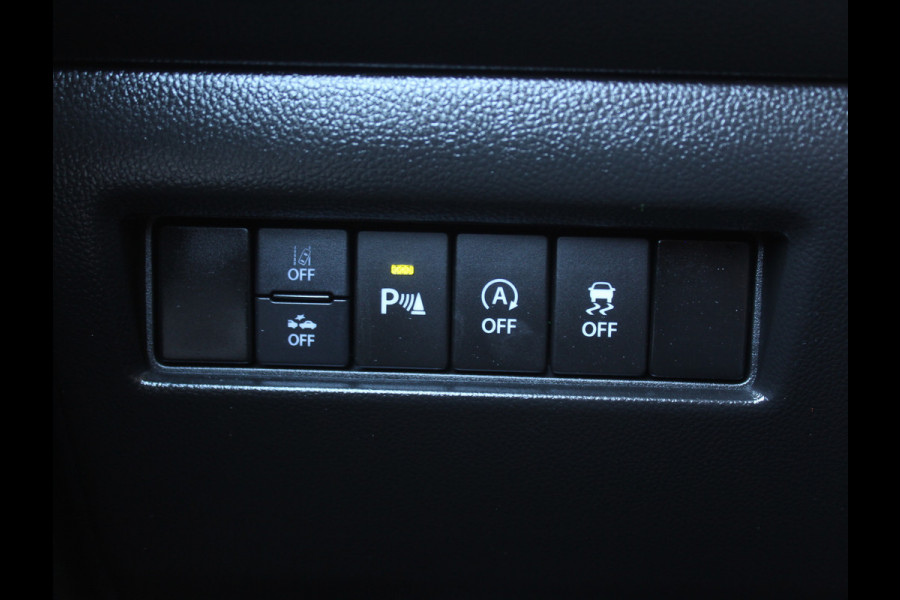 Suzuki Swift 1.2 Style Smart Hybrid | CARPLAY | CAMERA | NAVI | KEYLESS | LMV | PDC