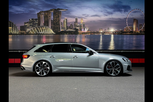 Audi RS4 Avant 2.9 TFSI RS 4 quattro |B&o|HUD|Massage|Panorama|Alcantara