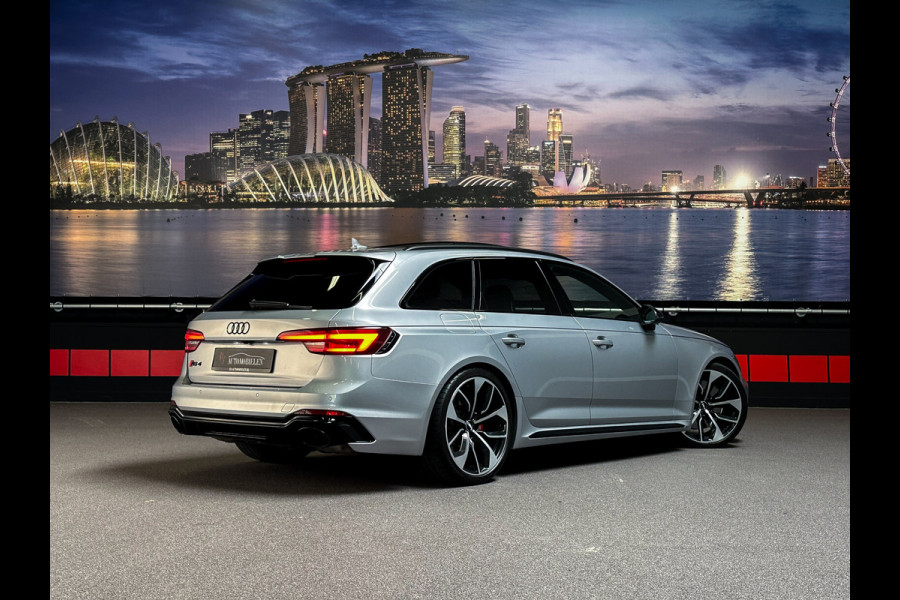 Audi RS4 Avant 2.9 TFSI RS 4 quattro |B&o|HUD|Massage|Panorama|Alcantara