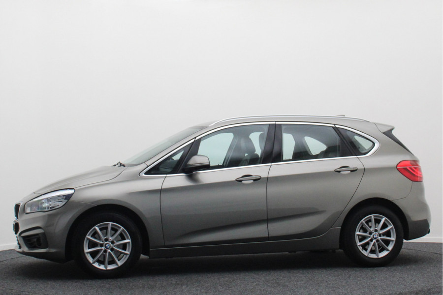 BMW 2 Serie Active Tourer 218i Centennial High Executive Leer, LED, Head-Up, Navigatie, Stoelverwarming, Afn. Trekhaak