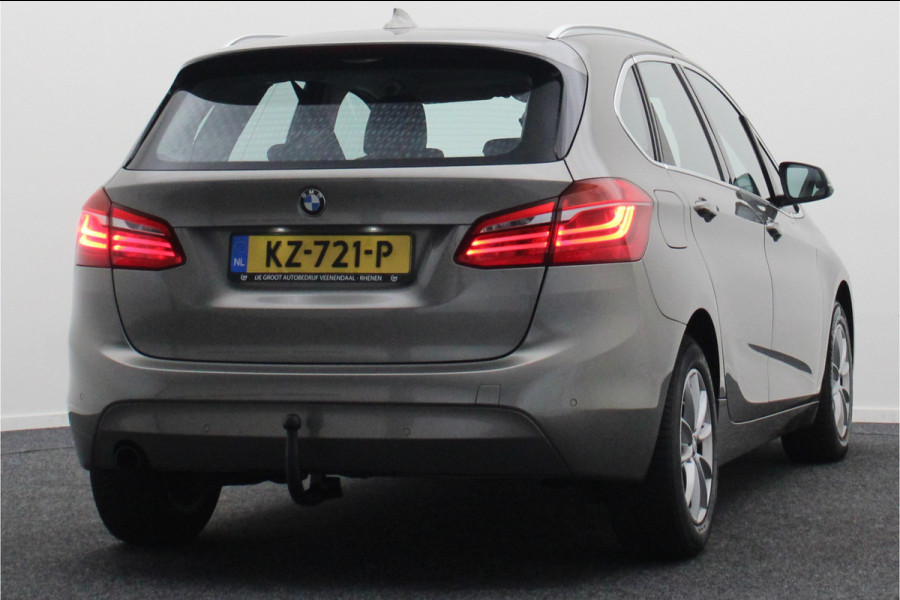 BMW 2 Serie Active Tourer 218i Centennial High Executive Leer, LED, Head-Up, Navigatie, Stoelverwarming, Afn. Trekhaak