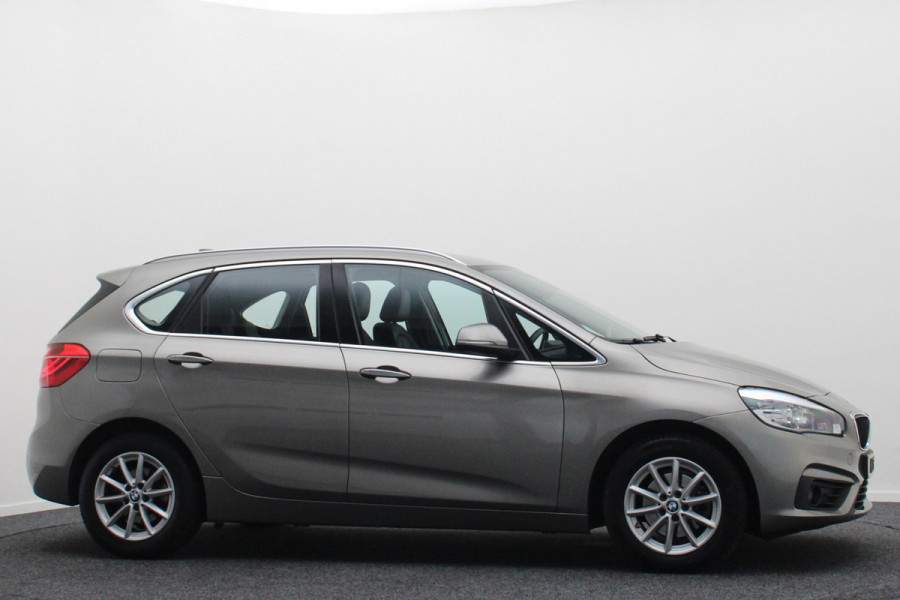 BMW 2 Serie Active Tourer 218i Centennial High Executive Leer, LED, Head-Up, Navigatie, Stoelverwarming, Afn. Trekhaak