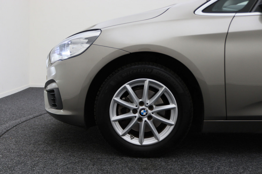 BMW 2 Serie Active Tourer 218i Centennial High Executive Leer, LED, Head-Up, Navigatie, Stoelverwarming, Afn. Trekhaak
