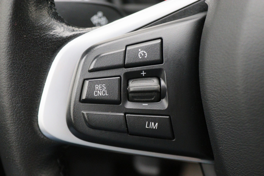 BMW 2 Serie Active Tourer 218i Centennial High Executive Leer, LED, Head-Up, Navigatie, Stoelverwarming, Afn. Trekhaak