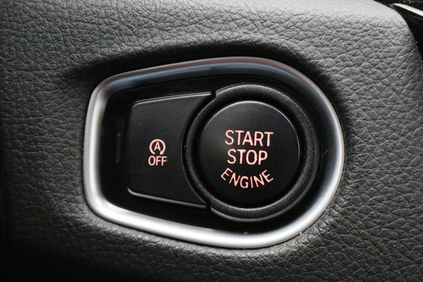 BMW 2 Serie Active Tourer 218i Centennial High Executive Leer, LED, Head-Up, Navigatie, Stoelverwarming, Afn. Trekhaak