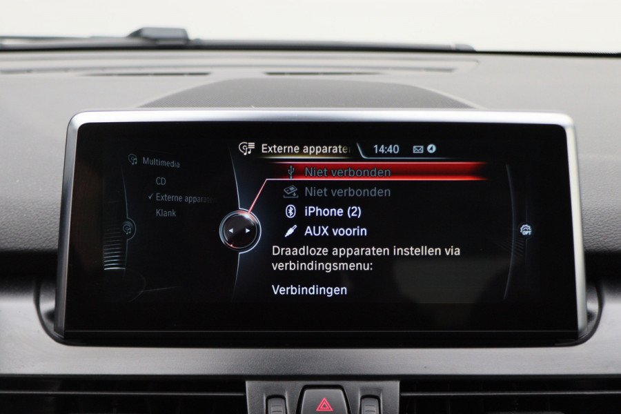 BMW 2 Serie Active Tourer 218i Centennial High Executive Leer, LED, Head-Up, Navigatie, Stoelverwarming, Afn. Trekhaak