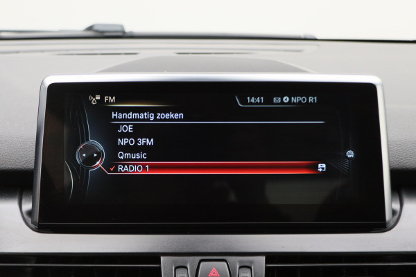 BMW 2 Serie Active Tourer 218i Centennial High Executive Leer, LED, Head-Up, Navigatie, Stoelverwarming, Afn. Trekhaak