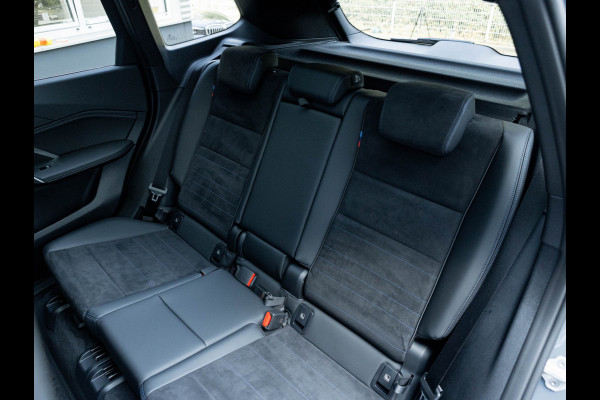 BMW X1 sDrive18i M-Sport - Pano - Trekhaak - Driving Ass Plus - Harman Kardon