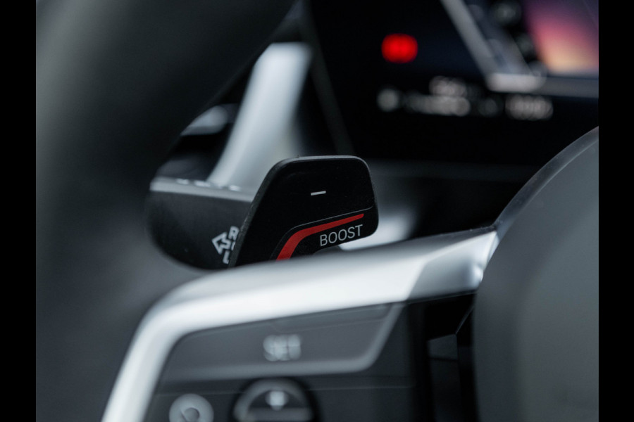 BMW X1 sDrive18i M-Sport - Pano - Trekhaak - Driving Ass Plus - Harman Kardon