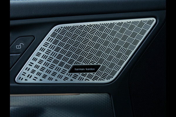 BMW X1 sDrive18i M-Sport - Pano - Trekhaak - Driving Ass Plus - Harman Kardon