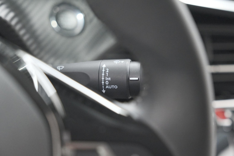 Peugeot 208 PureTech 100 Allure Pack | Camera | Apple Carplay | Stoelverwarming | Parkeersensoren