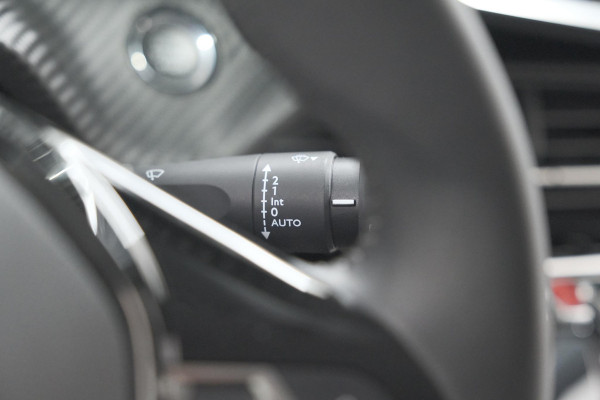 Peugeot 208 PureTech 100 Allure Pack | Camera | Apple Carplay | Stoelverwarming | Parkeersensoren