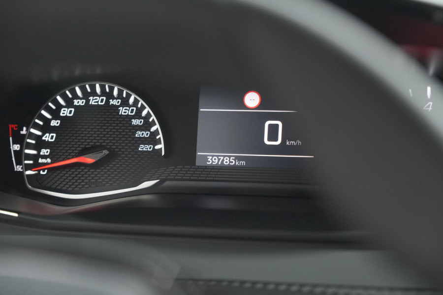 Peugeot 208 PureTech 100 Allure Pack | Camera | Apple Carplay | Stoelverwarming | Parkeersensoren