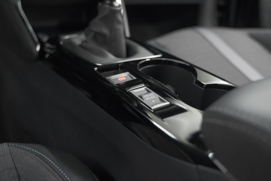 Peugeot 208 PureTech 100 Allure Pack | Camera | Apple Carplay | Stoelverwarming | Parkeersensoren