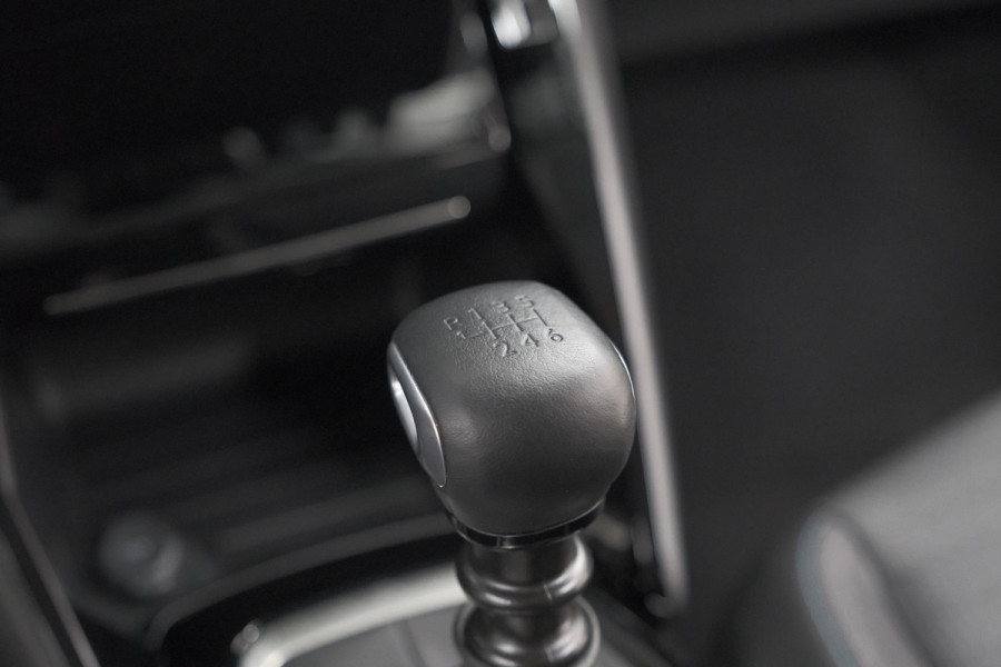 Peugeot 208 PureTech 100 Allure Pack | Camera | Apple Carplay | Stoelverwarming | Parkeersensoren