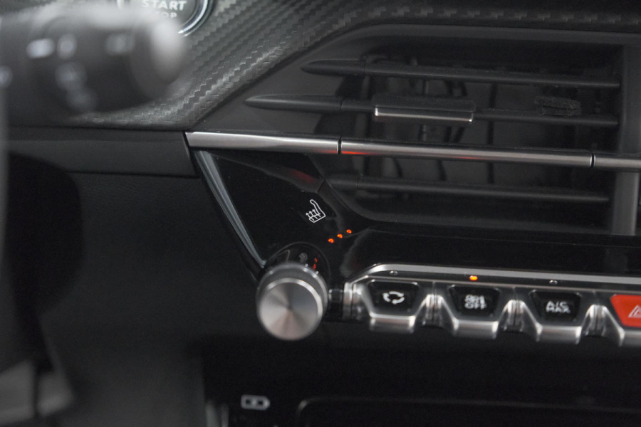 Peugeot 208 PureTech 100 Allure Pack | Camera | Apple Carplay | Stoelverwarming | Parkeersensoren