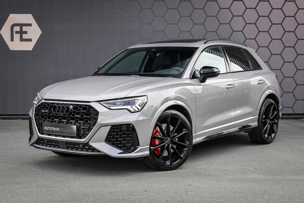 Audi RS Q3 TFSI 2.5 | SONOS AUDIO | CARPLAY | ADAPTIVE CRUISE CONTROL | PANORAMADAK | ELEK. TREKHAAK | RS BLUE DIAMOND LEATHER | AUDI EXCLU Q3 RSQ3 Audi RS Q3 TFSI 2.5 | SONOS AUDIO | CARPLAY | ADAPTIVE CRUISE CONTROL | PANORAMADAK | ELEK. TREKHAAK | RS BLUE DIAMOND LEATHER | AUDI EXCLU Q3 RSQ3