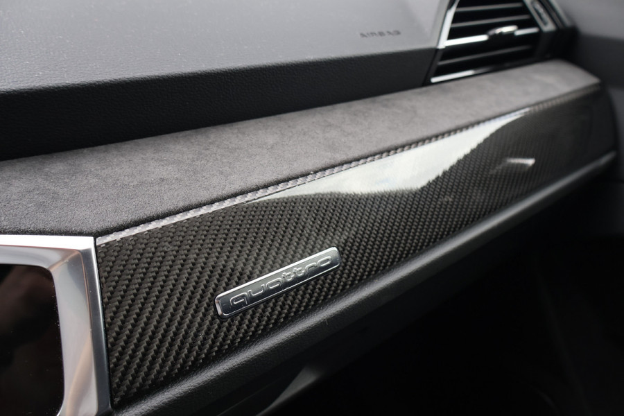 Audi RS Q3 TFSI 2.5 | SONOS AUDIO | CARPLAY | ADAPTIVE CRUISE CONTROL | PANORAMADAK | ELEK. TREKHAAK | RS BLUE DIAMOND LEATHER | AUDI EXCLU Q3 RSQ3