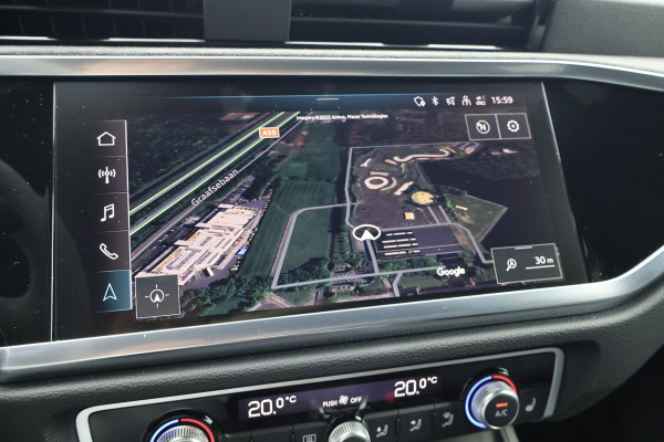 Audi RS Q3 TFSI 2.5 | SONOS AUDIO | CARPLAY | ADAPTIVE CRUISE CONTROL | PANORAMADAK | ELEK. TREKHAAK | RS BLUE DIAMOND LEATHER | AUDI EXCLU Q3 RSQ3