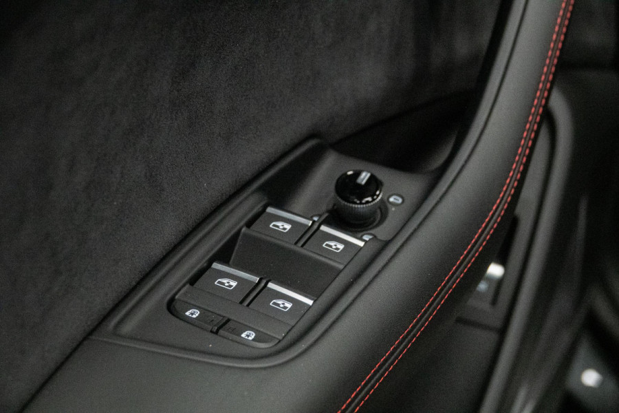 Audi Q8 60 TFSI e quattro Pro Line S Competition *Vierwielbesturing / Bang & Olufsen / Carbon-pakket / Stoelmassage & -ventilatie / Panorama / Soft-Close*