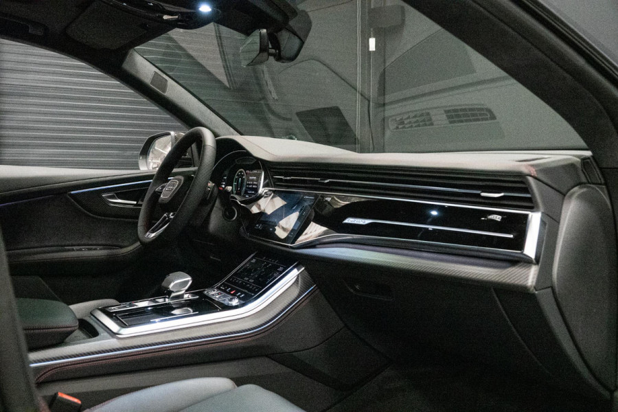 Audi Q8 60 TFSI e quattro Pro Line S Competition *Vierwielbesturing / Bang & Olufsen / Carbon-pakket / Stoelmassage & -ventilatie / Panorama / Soft-Close*
