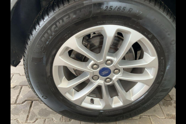 Ford Kuga 2.5 PHEV Titanium | Winter Pack | Navigatie | Camera