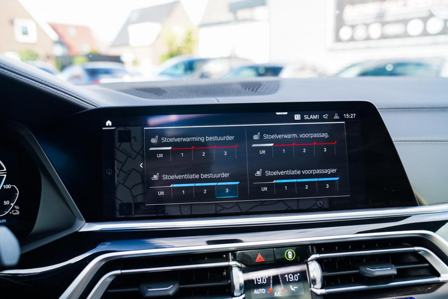 BMW X5 XDrive45e High Executive | Massage | Swarovski | Panorama | BMW Laser koplampen | Stoelverkoeling | Luchtvering | Head up |