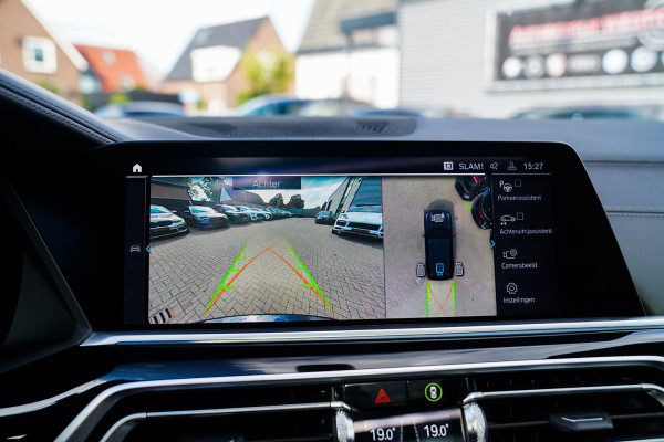 BMW X5 XDrive45e High Executive | Massage | Swarovski | Panorama | BMW Laser koplampen | Stoelverkoeling | Luchtvering | Head up |